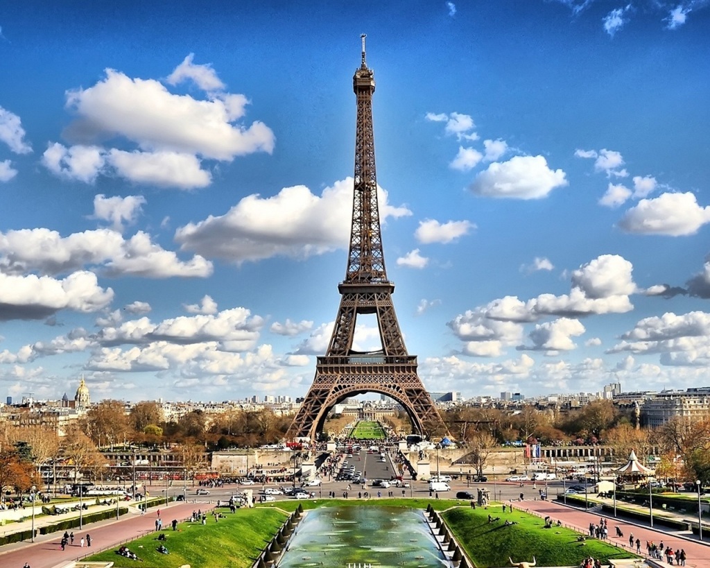 Paris-Eiffel-Tower_1280x1024