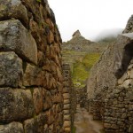 Pasillos de piedra en Machu Picchu