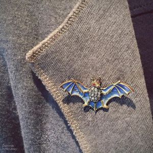 Manbling alert! Killer bat brooch spotted on the dapper Larry Platt of @plattboutiquejewelry.