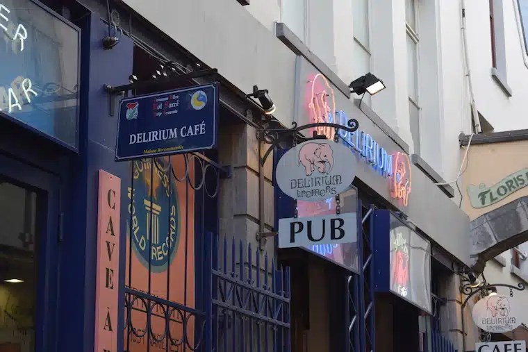 cerveja belga bares bruxelas bélgica fachada
