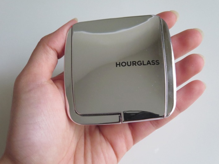 šäٻҾѺ Hourglass Ambient Strobe Lighting Powder Brilliant