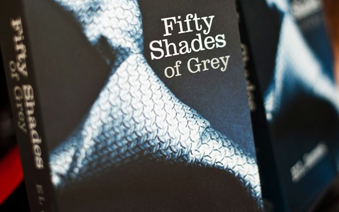50-shades-of-grey-book-fort-goldstone-3