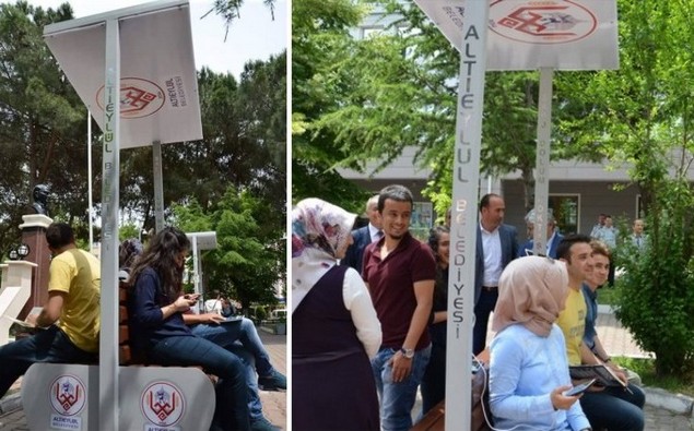 Taman-taman di Turki Dilengkapi Kursi Dengan Charger Listrik Tenaga Matahari