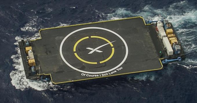 SpaceX's autonomous drone ship / Image courtesy of SpaceX