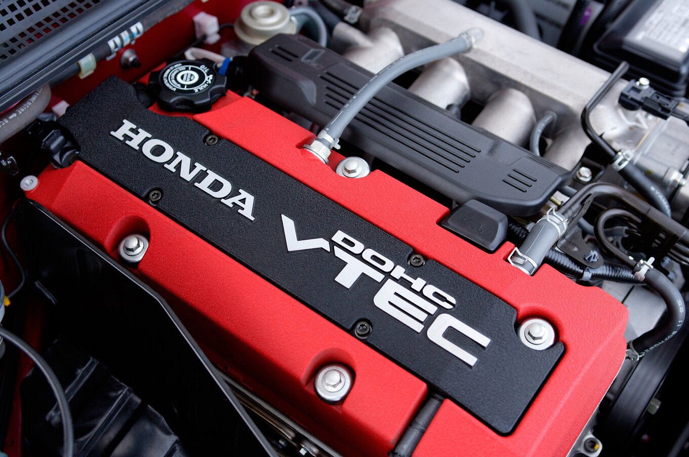 Honda S2000 engine
