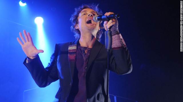 Former Savage Garden singer Darren Hayes told a Twitter user he did not know the band's "The Animal Song" was being used during SeaWorld's performances. He said he has written to his publisher about it.