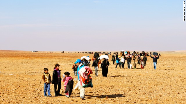 Hundreds of refugees make their way across the Syrian border into Jordan. Many have walked up to 20 kilometers to flee the ongoing civil war in Syria.