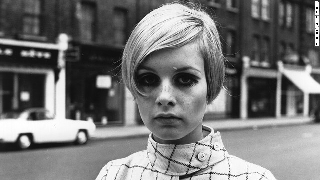 Hair can make or break a career, and a perfect example is British model Twiggy. The star-in-the-making rocked a crop that we still see today. <a href='http://ift.tt/1kCwfkx' target='_blank'>Her 1966 cut was a risk</a> -- but it paid off in a major way. 
