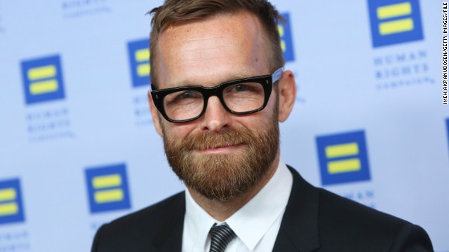 Bob Harper's confirmation that he's gay came about as a desire to comfort a "Biggest Loser" contestant. On the November 26 episode, personal trainer Harper, 48, talked about his sexuality for the first time on the reality weight loss competition in an effort to show the contestant that he doesn't have to be ashamed. "I'm gay," <a href='http://ift.tt/1c8taUK' target='_blank'>Harper said.</a> "I knew a very long time ago that I was gay. ... And being gay doesn't mean that you are less than anybody else. It's just who you are." 