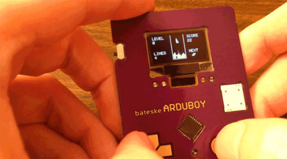 ARDUBOY: Tarjeta de visita con Arduino y el TETRIS