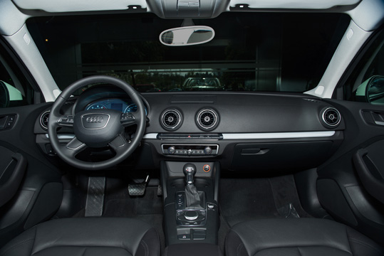 xe Audi, Audi A3, A3 sedan