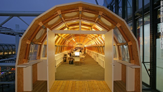 Ban also works on mainstream projects. From 2004 to 2009, while designing the Metz branch of the Pompidou Centre, he worked from this paper-tube office, which he attached to the roof terrace of the Pompidou Center in Paris. 