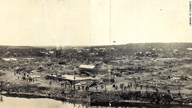 9. The "New Richmond Tornado" killed 117 people and injured 200 on June 12, 1899, in New Richmond, Wisconsin.