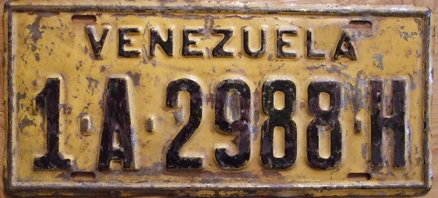 Venezuela Is Turning Thousands of Abandoned Cars into Houses