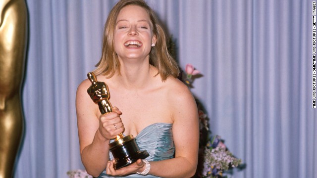 Jodie Foster holds her Oscar in the press room after winning for her role in "The Accused."