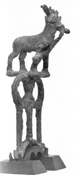 i-c2050be2008bab2820b2cf50abab0b88-Kish-figurine-complete-Spinage-1968-April-2011