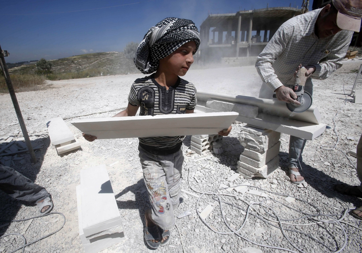 Syrian refugee child worker