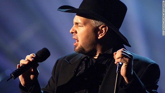 Garth Brooks simply can't say no to his fans. The country legend initially retired in 2000 only to return in 2009 with "a series of special engagements" in Las Vegas. In case anyone was confused about Brooks' state of employment -- unretired? semiretired? -- Brooks officially confirmed that he's still a working musician when he announced his 2014 world tour. 