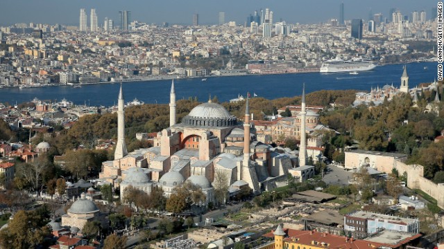 Istanbul jumped 11 spots from last year to take this year's No. 1 spot on TripAdvisor's Travelers' Choice list of global destinations.