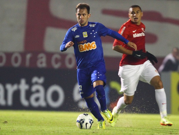 Everton Ribeiro, meia do Cruzeiro (Foto: Lucas Uebel/Light Press)