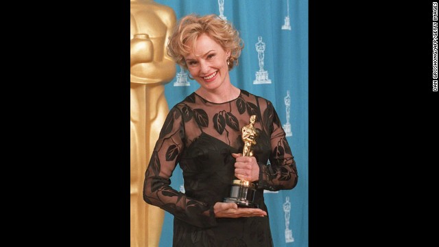 Jessica Lange holds the Oscar she won for her role in the film "Blue Sky." 