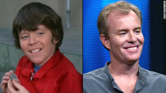 Mike Lookinland, 53, played Bobby Brady on the sitcom. He later took a seat on the other side of the camera, working on The WB's "Everwood" and the "Halloween" franchise, and then after 20 years in film <a href='http://ift.tt/1kghNPG' target='_blank'>moved on to making concrete countertops</a>. Lookinland says he's been sober since his drunk driving <a href='http://ift.tt/16jNPn1' target='_blank'>incident in 1997</a>.