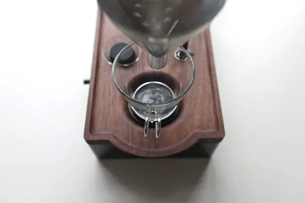 Barisieur Alarm Clock and Coffee Brewer by Joshua Renouf