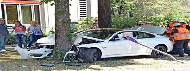 BMW- M4 موديل2015 تسجل الحادث الأول باسمها 