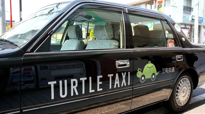 В Японии появилось медленное такси "Черепаха"
