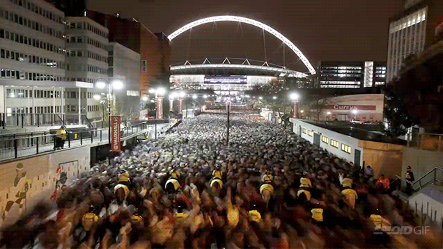 Amazing time-lapse shows river of 70,000 people leaving Wembley Stadium