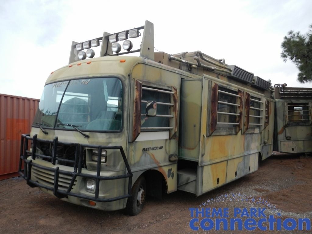 This Jurassic Park Mobile Lab RV Would Go Great With Your Raptor Cage