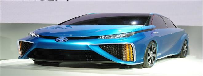 تويوتا تستعد لإطلاق الموديل القياسي من سيارتها الهيدروجينية 