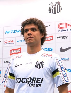 Victor Ferraz, lateral do Santos (Foto: Lincoln Chaves)