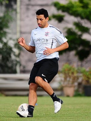 Maldonado Corinthians (Foto: Marcos Ribolli / globoesporte.com)