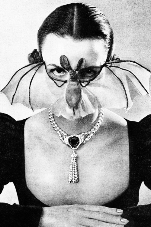 gravesandghouls: Bat Mask from Elegante Welt No. 4 1951...