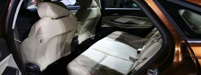 فورد تقدم طراز اسكورت بمعرض بكين الدولى للسيارات 2014 (صور و فيديو)