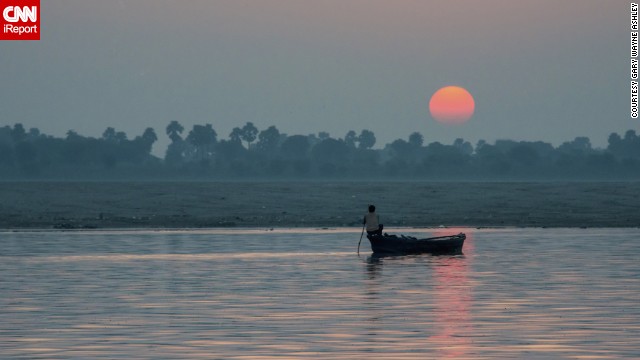 <a href='http://ift.tt/1qT9SZf'>Gary Ashley </a>said this sunrise over India's Ganges River was "a sight that remained etched in his mind." He captured this image during a late summer vacation to the ancient spiritual center of Varanasi.
