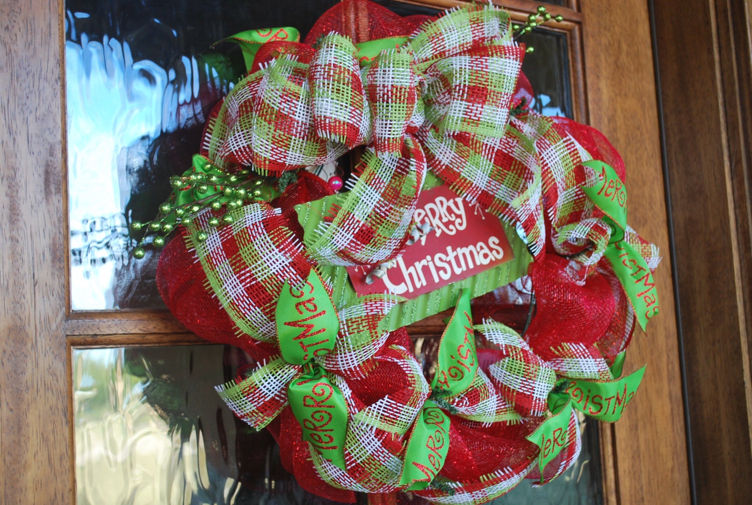 Festive Christmas Wreath - Holiday Wreath - Christmas Wreath - Merry Christmas Wreath- Wreath for the Front Door - Decomesh Wreath