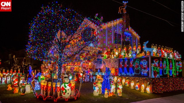 <a href='http://ift.tt/1r921dZ'>Kevin Lynch</a> tells people the best part of his Christmas display is them. He encourages visitors to walk on the lawn, come up on the porch and peer in the windows to get the full experience.