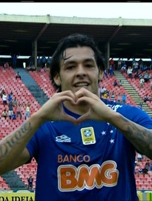 Ricardo Goulart, meia do Cruzeiro (Foto: Reprodução / Premiere)