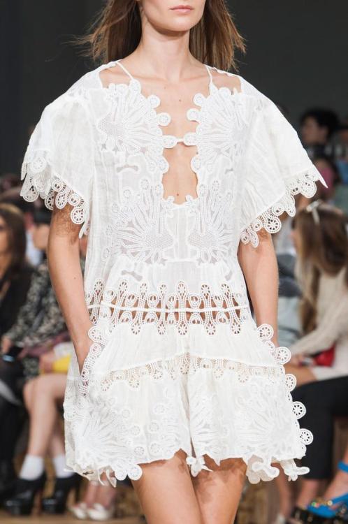 skaodi: Details from Chloé Spring/Summer 2015. Paris Fashion...