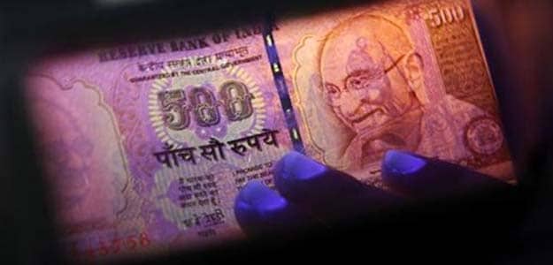 Rupee Falls to 9-Month Low of 62.25 Per Dollar
