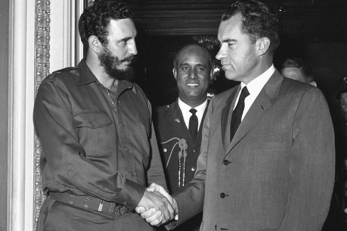 21 April 1959: Castro shakes hands with American vice-president Richard Nixon during a press reception in Washington DC.
