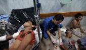 GAZA. Israel bombardeó este domingo a ciudades del norte y del sur de Gaza dejando cientos de heridos y una decena de muertos (AP).