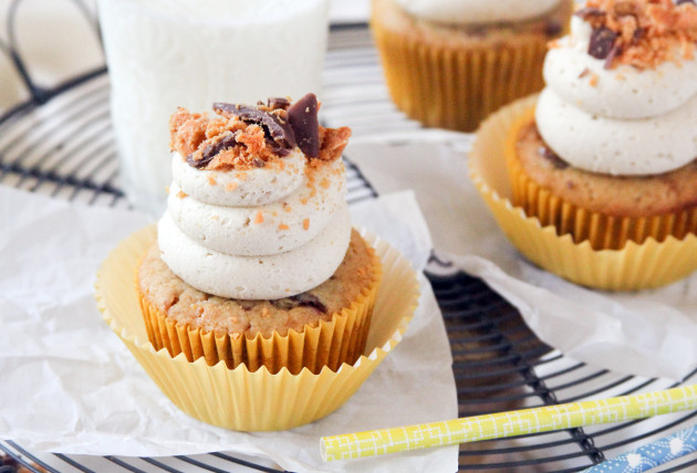 Butterfinger Cupcakes Image