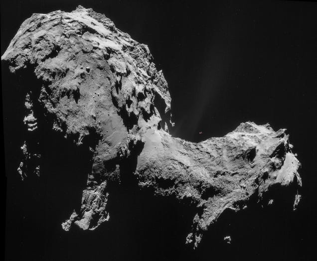 Look at the size of that comet Rosetta is chasing compared to a 747!