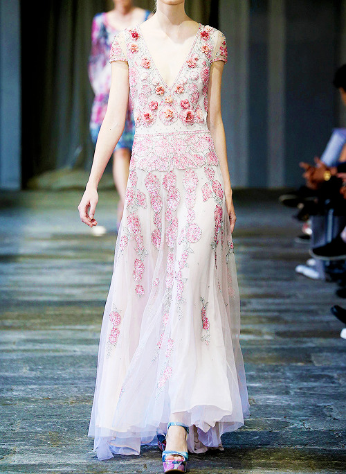 fortheloveofsequins: Luisa Beccaria Ready to Wear S/S 2015.