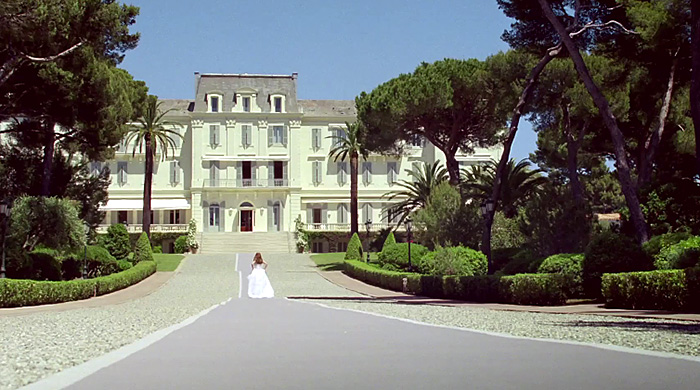 Четыре свадьбы и одна девушка: Натали Портман в тизерах для Dior