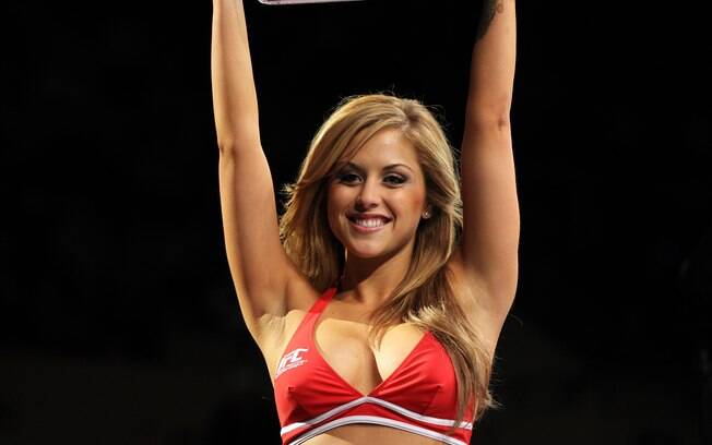 Ring Girl Brittney Palmer é a queridinha dos fãs do UFC