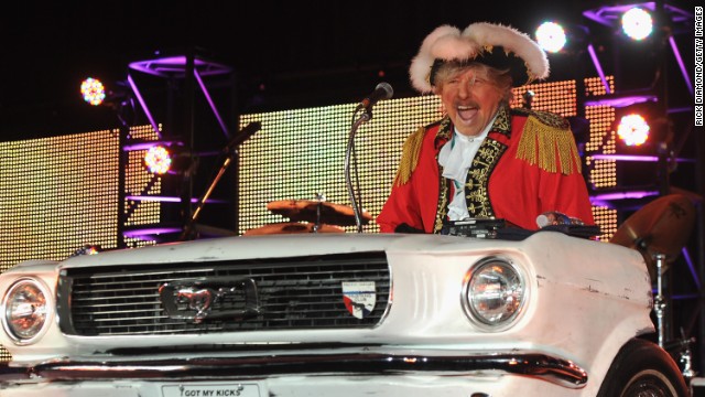 <a href='http://ift.tt/1vCo89J' target='_blank'>Paul Revere</a>, leader of the 1960s rock band Paul Revere and the Raiders, died Saturday, October 4, at his home in Idaho, according to the the band's website. He was 76. 